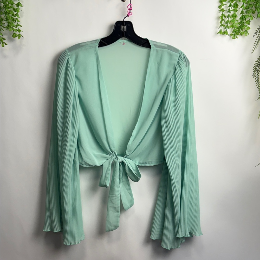 Source Unknown Light Green Tie-Front Crop Top